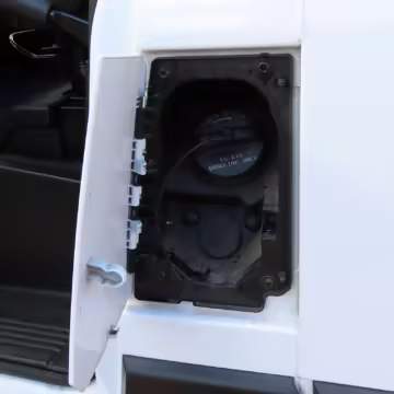 2021 Ram 3500 ProMaster Cargo Extended High Roof — photo 23