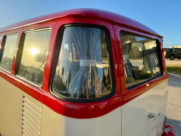1975 Volkswagen Bus — photo 20