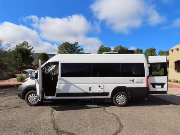 2021 Ram 3500 ProMaster Cargo Extended High Roof — photo 5