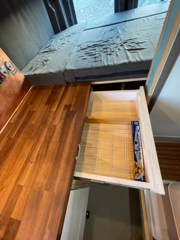 2021 Ford Transit 250 — photo 55