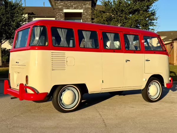 1975 Volkswagen Bus — photo 14