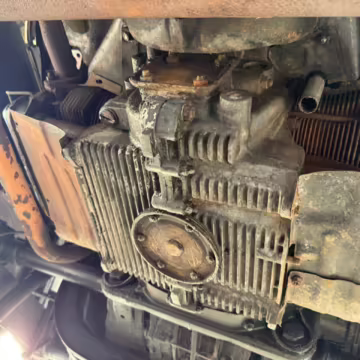 1975 Volkswagen Bus — photo 71
