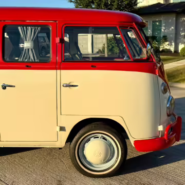 1975 Volkswagen Bus — photo 18