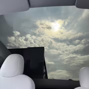 2022 Tesla Model Y Long Range AWD — photo 67