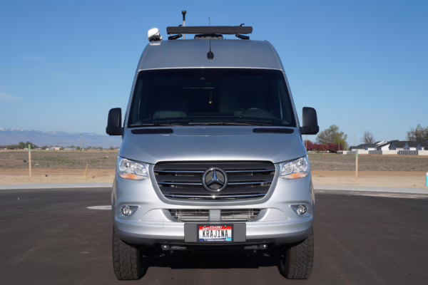2022 Mercedes-Benz Sprinter 2500 Thor Sanctuary 4×4 — photo 2