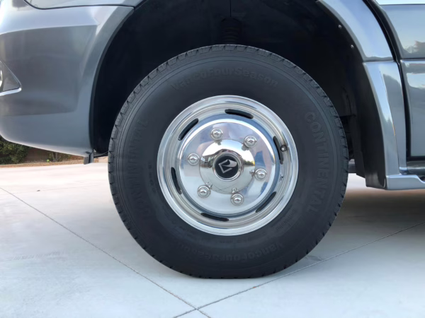 2019 Mercedes-Benz Sprinter 3500XD Roadtrek RS Adventurous — photo 3