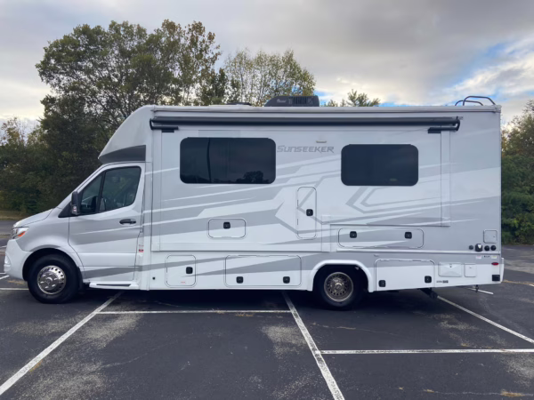 2021 Mercedes-Benz Sprinter 3500XD Sunseeker — photo 27