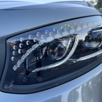 2020 Mercedes-Benz S560 Cabriolet — photo 2