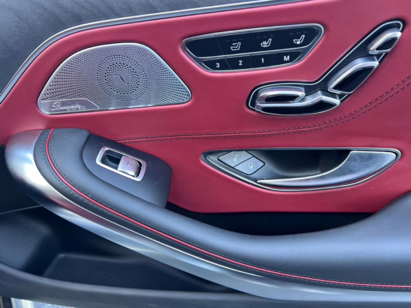 2020 Mercedes-Benz S560 Cabriolet — photo 64