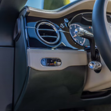 2021 Bentley Continental GTC V8 — photo 74