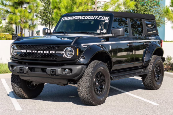 2025 Ford Bronco Heritage Edition