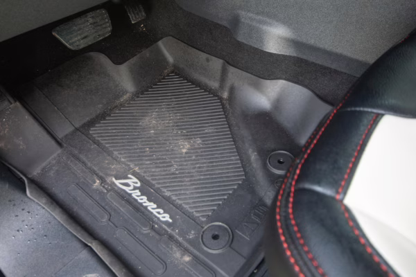 2025 Ford Bronco Heritage Edition — photo 40