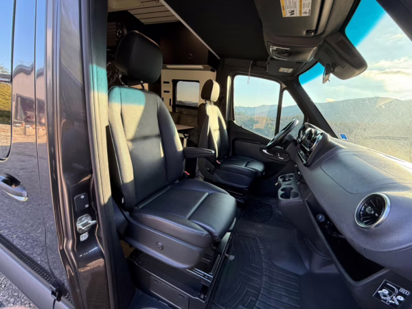 2022 Mercedes-Benz Sprinter 3500XD — photo 46