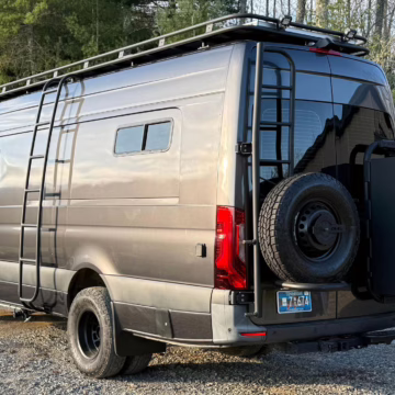 2022 Mercedes-Benz Sprinter 3500XD — photo 28