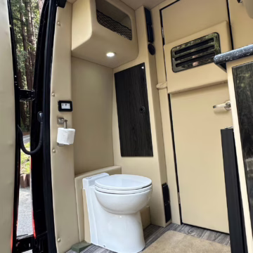 2021 Mercedes-Benz Sprinter 2500 Midwest Automotive Designs Day Cruiser 4×4 — photo 72