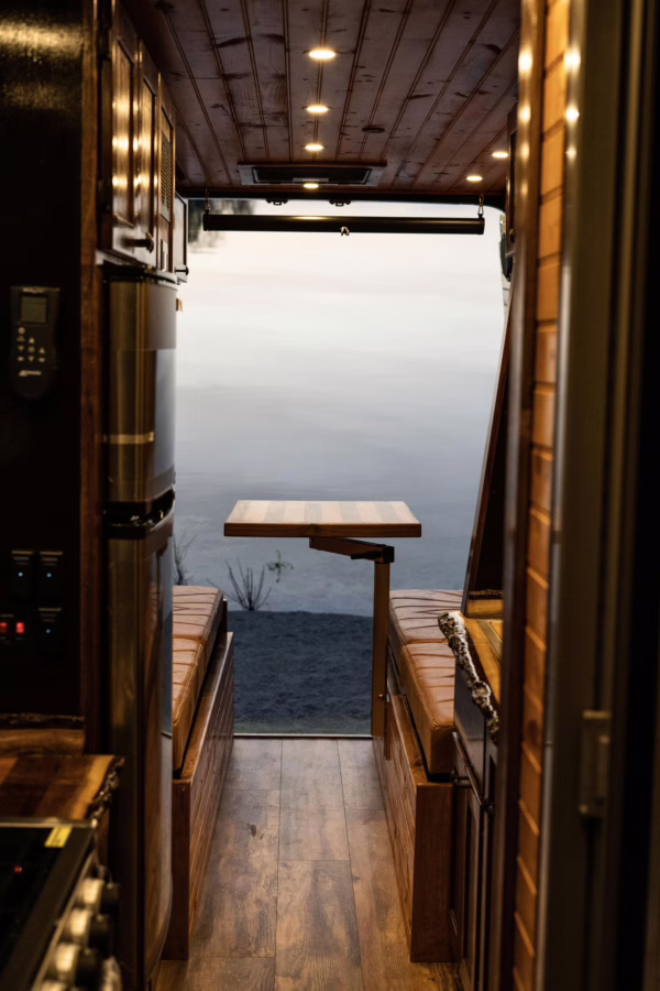 2021 Mercedes-Benz Sprinter 2500 4×4 — photo 90