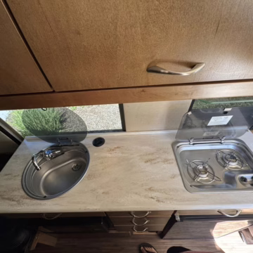 2016 Mercedes-Benz Sprinter 3500 Coachmen Galleria 24SQ — photo 9