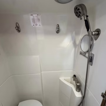 2016 Mercedes-Benz Sprinter 3500 Coachmen Galleria 24SQ — photo 11
