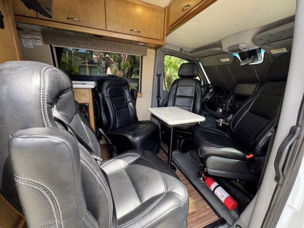 2016 Mercedes-Benz Sprinter 3500 Coachmen Galleria 24SQ — photo 28