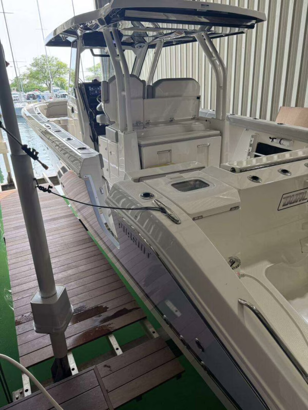 2022 Pursuit 32′ — photo 27