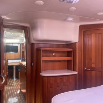 2007 Hunter 45′ — photo 2