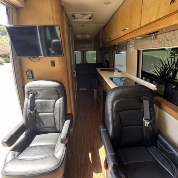 2016 Mercedes-Benz Sprinter 3500 Coachmen Galleria 24SQ — photo 33