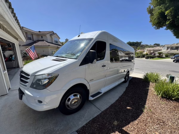 2016 Mercedes-Benz Sprinter 3500 Coachmen Galleria 24SQ — photo 43